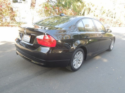 2006 BMW 325  i