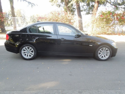 2006 BMW 325  i