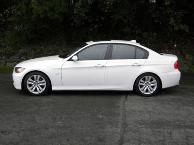 2006 BMW 325  i