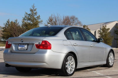 2006 BMW 325 i
