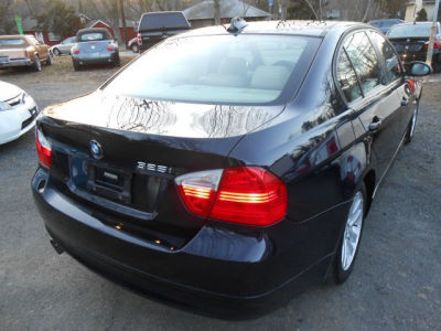 2006 BMW 325 i