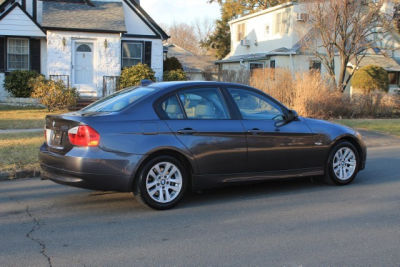 2006 BMW 325  i