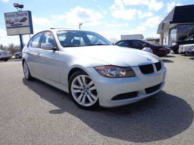 2006 BMW 325  i