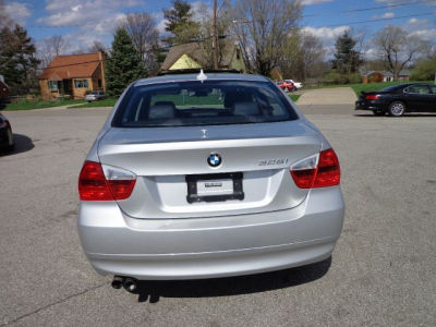 2006 BMW 325 i