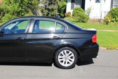 2006 BMW 325  i