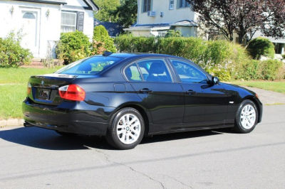 2006 BMW 325  i
