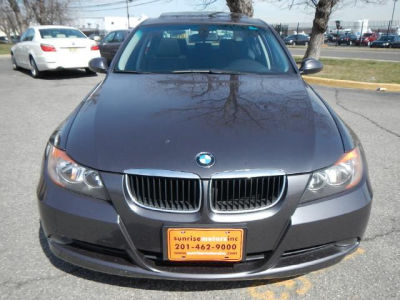 2006 BMW 325  i