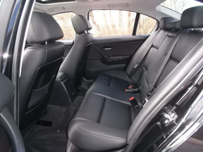 2006 BMW 325  xi