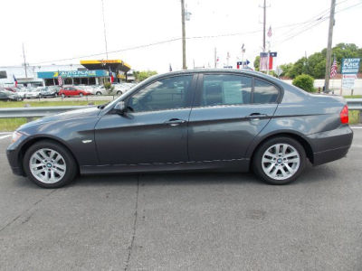 2006 BMW 325  i