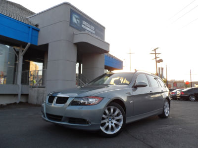 2006 BMW 325  xiT