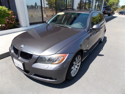 2006 BMW 325  xiT