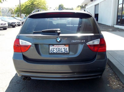 2006 BMW 325  xiT
