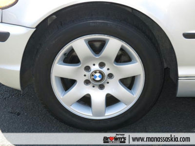 2005 BMW 325 xi