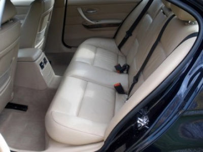 2006 BMW 325  xi