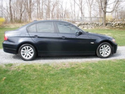 2006 BMW 325  xi