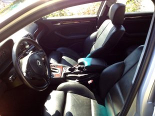 2005 BMW 325  i