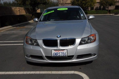 2006 BMW 325  i