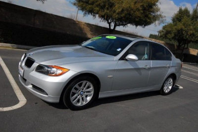 2006 BMW 325  i