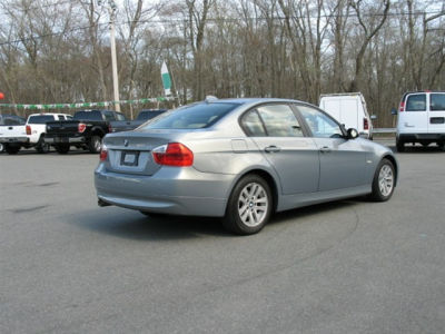 2006 BMW 325  xi