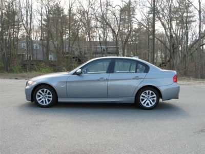 2006 BMW 325  xi