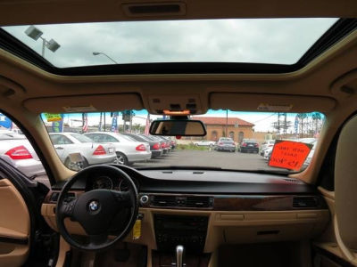 2006 BMW 325  i