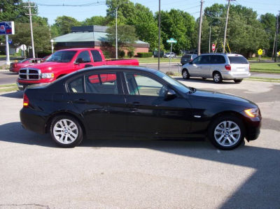 2006 BMW 325  i