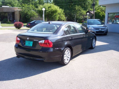 2006 BMW 325  i