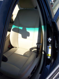 2006 BMW 325  i