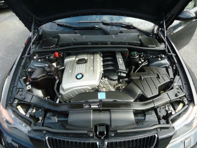 2006 BMW 325  xi