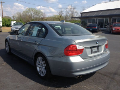 2006 BMW 325 i