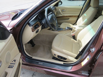 2006 BMW 325  i