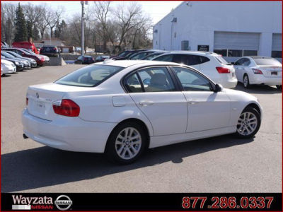2006 BMW 325  i