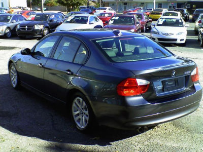 2006 BMW 325 i