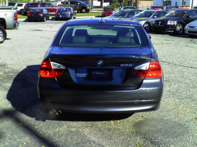 2006 BMW 325 i