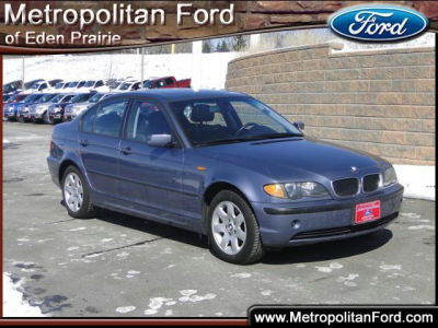 2005 BMW 325  xi