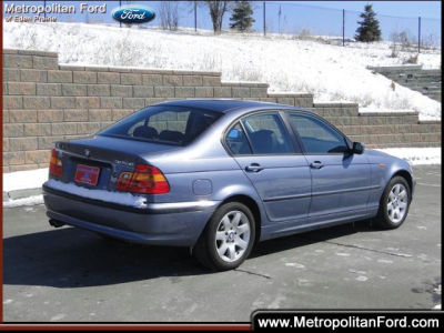 2005 BMW 325 xi