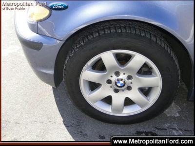 2005 BMW 325 xi