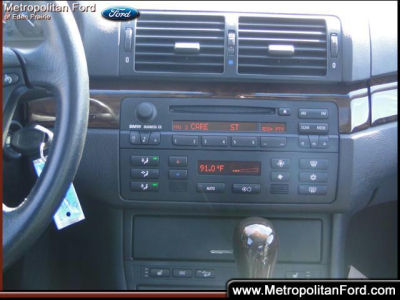 2005 BMW 325 xi