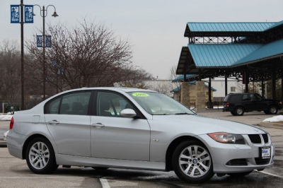 2006 BMW 325  i