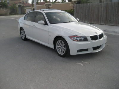 2006 BMW 325  i