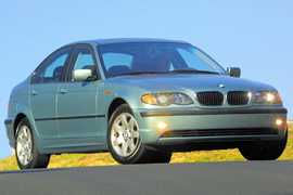 2004 BMW 325  iT