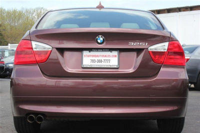 2006 BMW 325  i