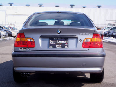 2005 BMW 325 xi