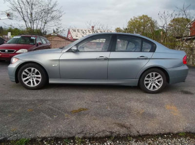 2006 BMW 325  i