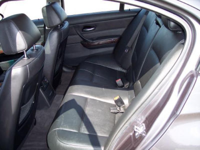2006 BMW 325 i