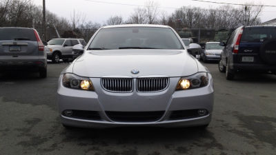 2006 BMW 325  i