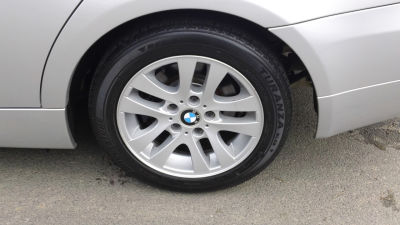 2006 BMW 325 i