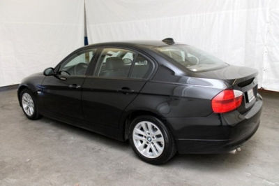 2006 BMW 325  i