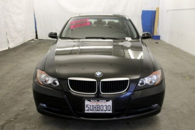 2006 BMW 325  i