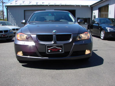 2006 BMW 325  xi